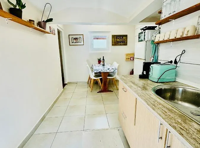 Eddie Rooftop Center דירה *